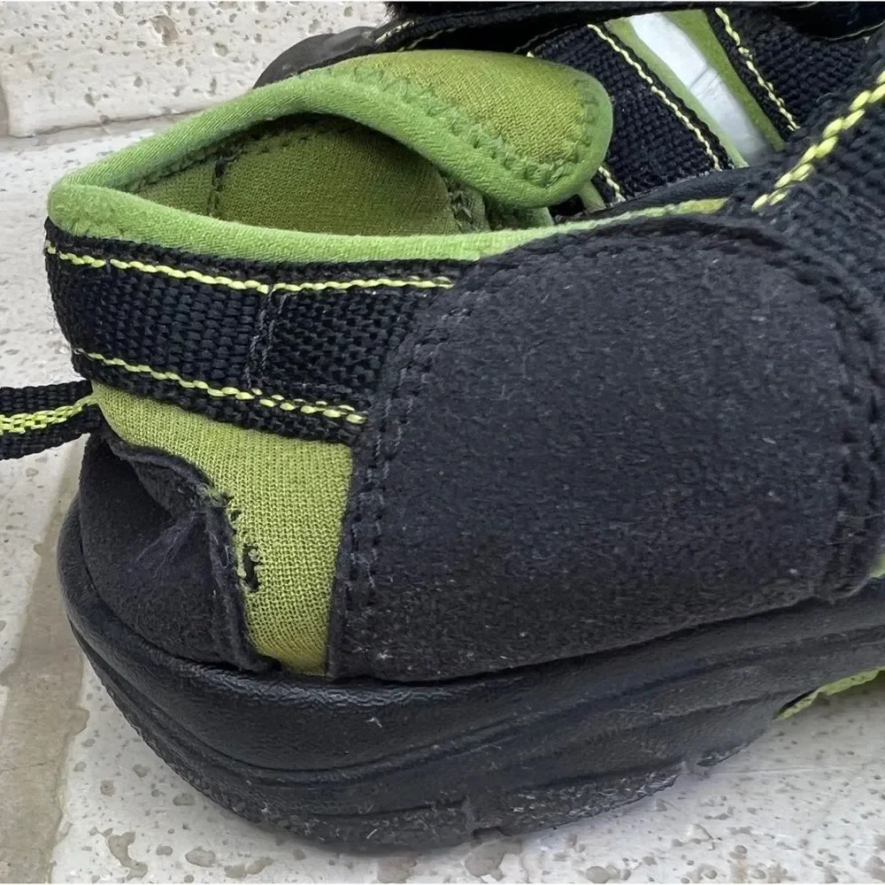 Keen NEWPORT H2 Youth Kids Black Lime Green Waterproof Sandals Size 5